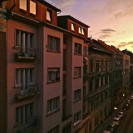 Bright And Cozy - City Center Apt Budapest Kültér fotó